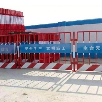 基坑防護護欄安裝時要注意什么